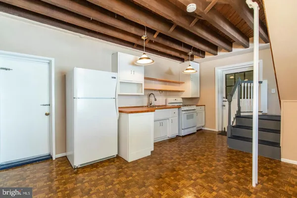 $1,500 | 18 East Gorgas Lane, Unit C, Philadelphia, PA 19119