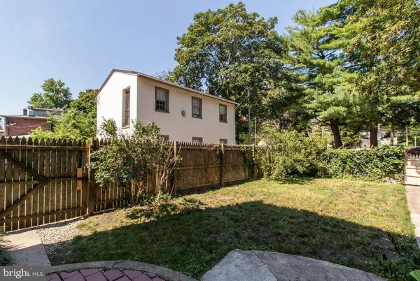 $1,500 | 18 East Gorgas Lane, Unit C, Philadelphia, PA 19119