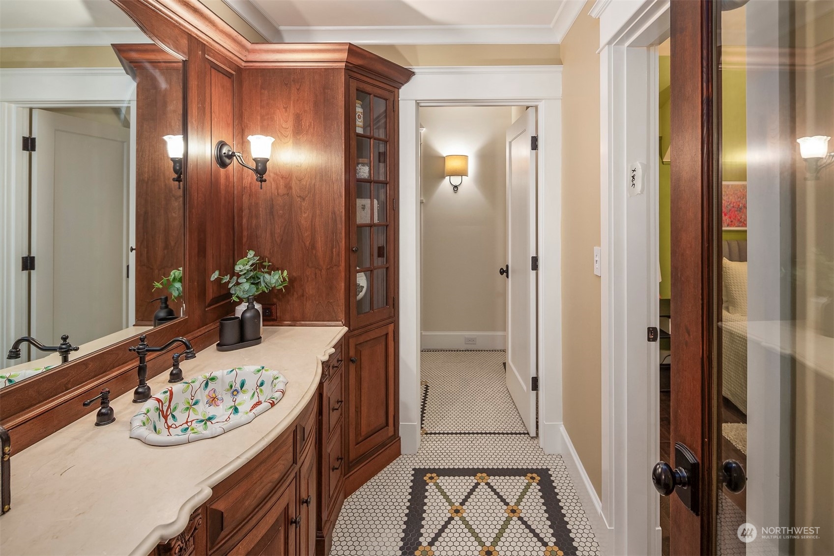 5636 Keystone Place North Seattle, WA 98103 - Photo 22 of 40 Gallery Image 22