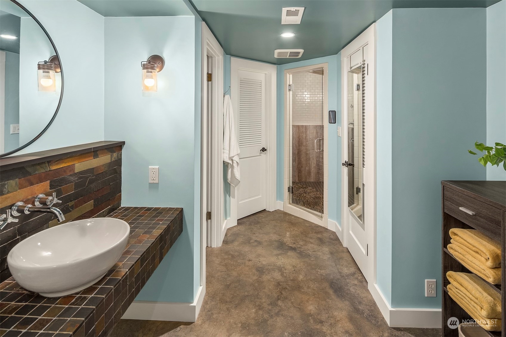 5636 Keystone Place North Seattle, WA 98103 - Photo 33 of 40 Gallery Image 33