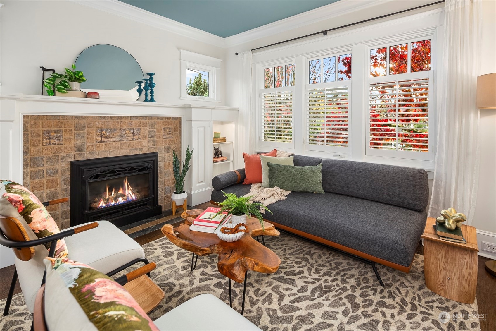 5636 Keystone Place North Seattle, WA 98103 - Photo 4 of 40 Gallery Image 4