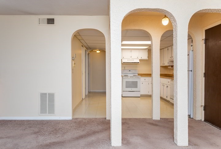 11 Shadowbrook Lane, Unit 9 Milford, MA 01757 - Photo 6 of 20