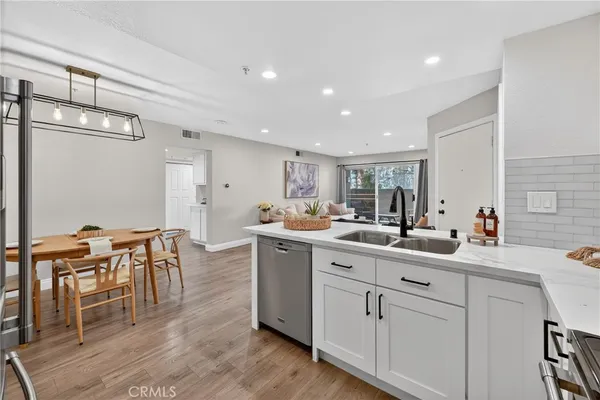$745,000 | 2800 Keller Drive, Unit 43, Tustin, CA 92782