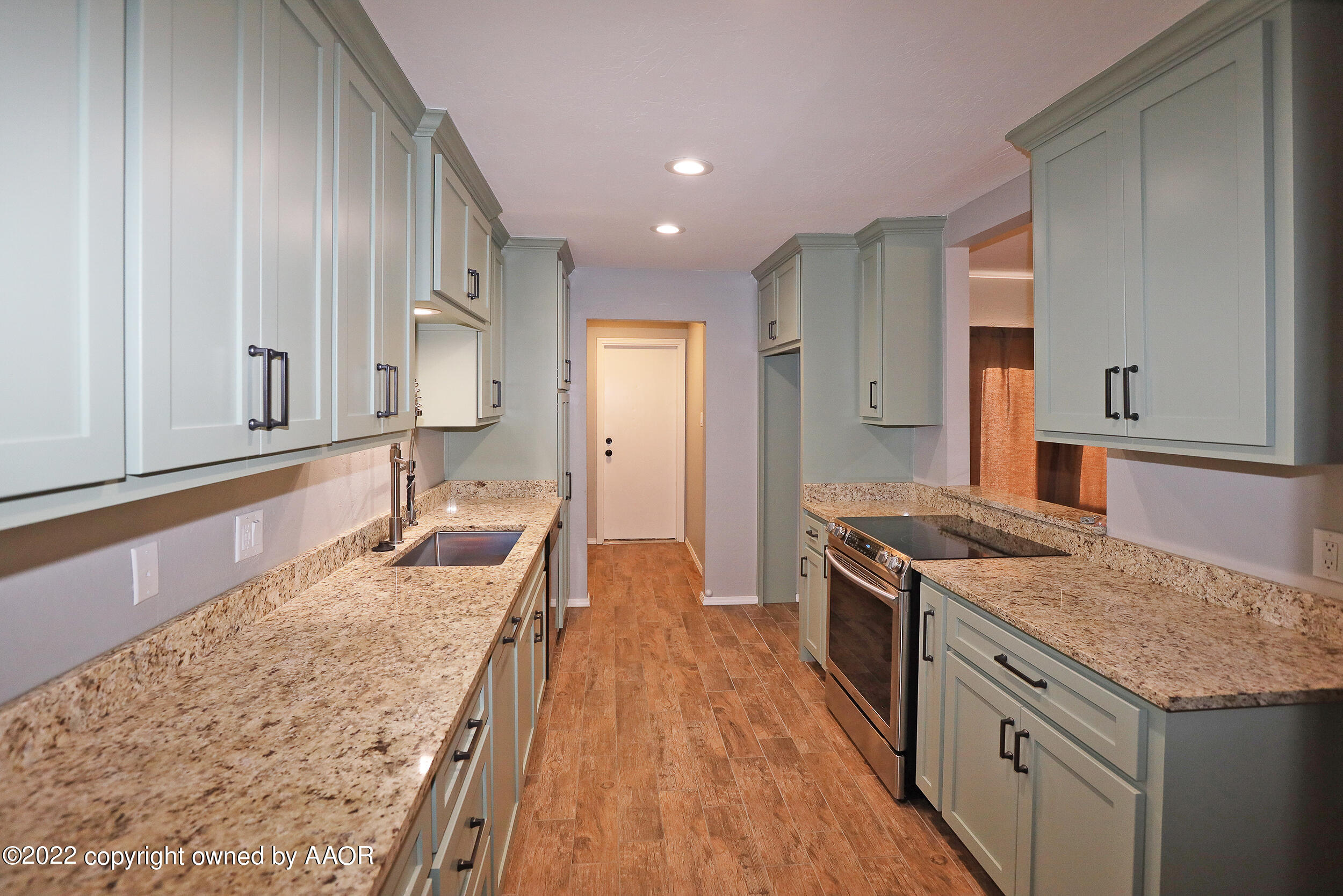 6129 Belpree Road Amarillo, TX 79106 - Photo 4 of 28 Kitchen2 (1)