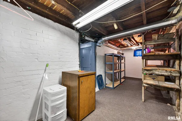 $250,000 | 337 West Chestnut Street, Oneida, IL 61467