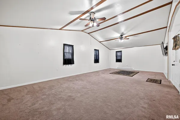 $250,000 | 337 West Chestnut Street, Oneida, IL 61467