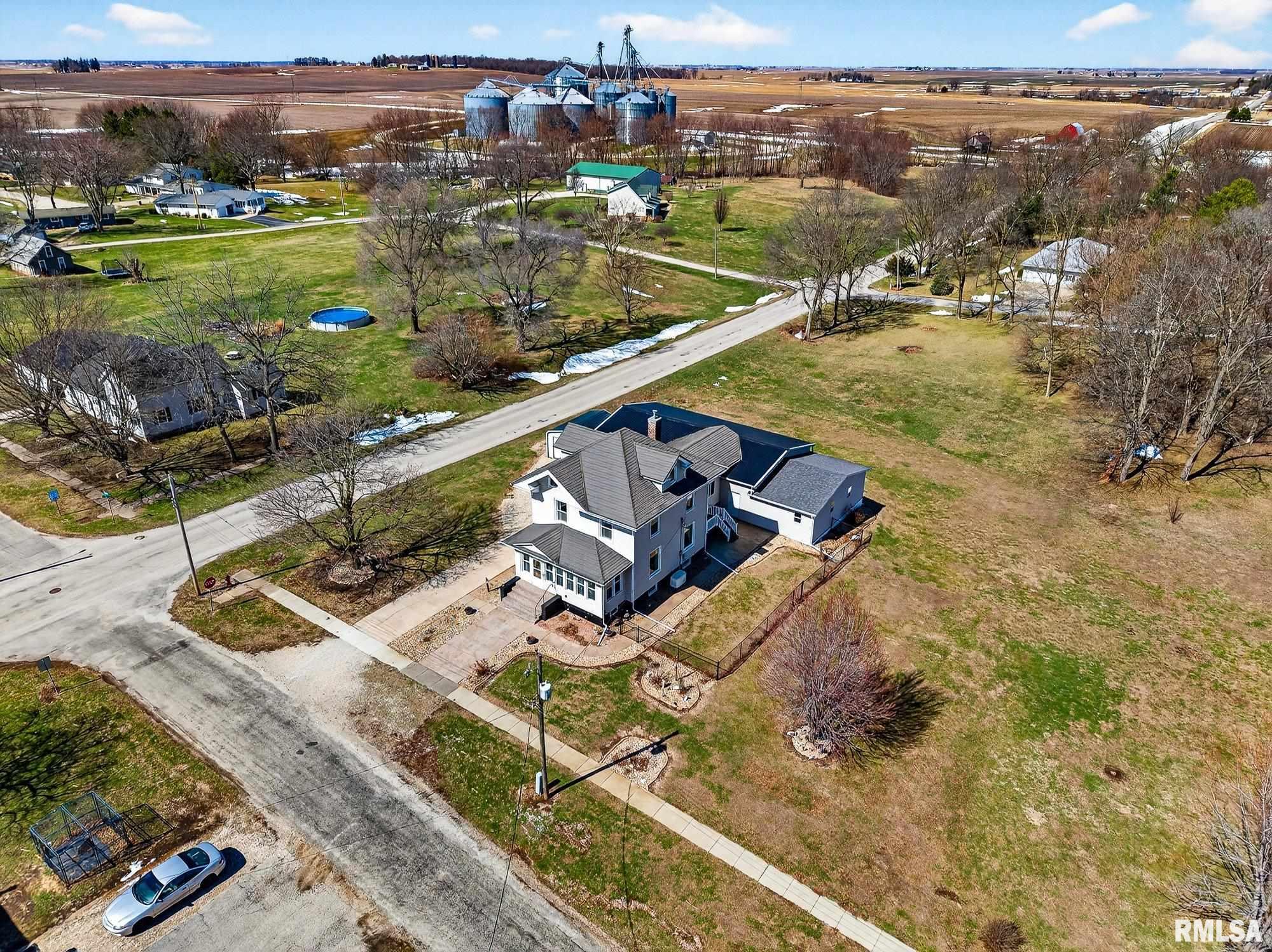 337 West Chestnut Street Oneida, IL 61467 - Photo 43 of 45