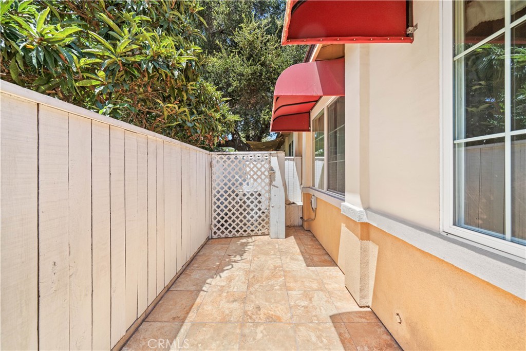 2438 Oneida Street, Unit D Pasadena, CA 91107 - Photo 40 of 45