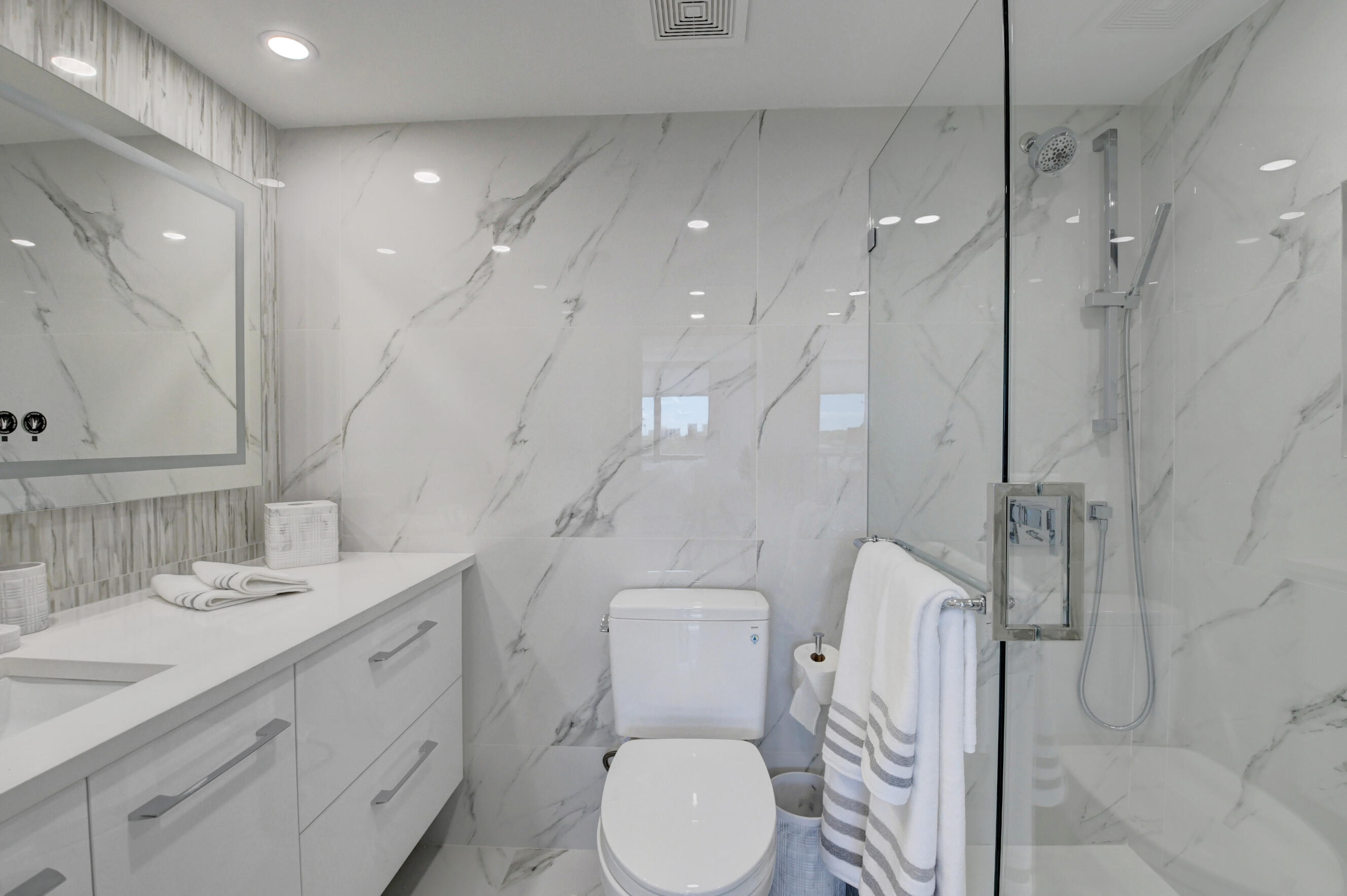 7847 Lakeside Boulevard, Unit 1063 Boca Raton, FL 33434 - Photo 23 of 40 33_dsc_2889_90_91_92_93