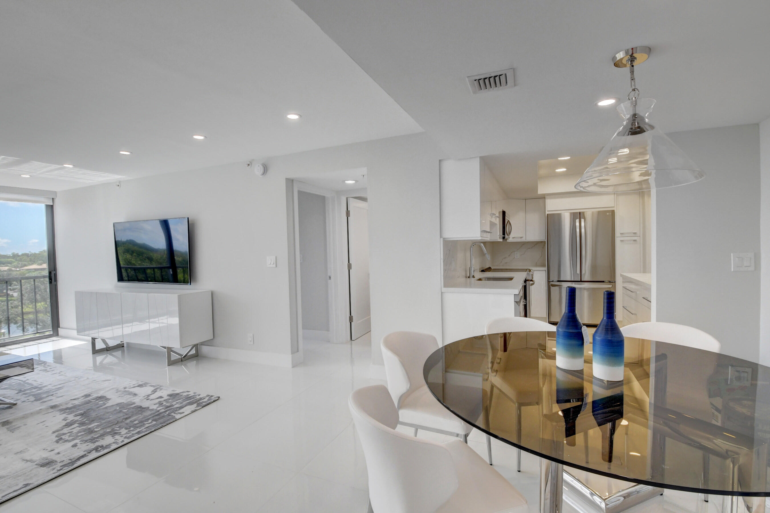 7847 Lakeside Boulevard, Unit 1063 Boca Raton, FL 33434 - Photo 7 of 40 16_dsc_2774_5_6_7_8
