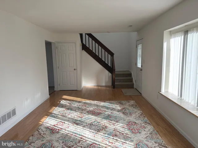 $2,400 | 2514 St James Church Road, Wilmington, DE 19808