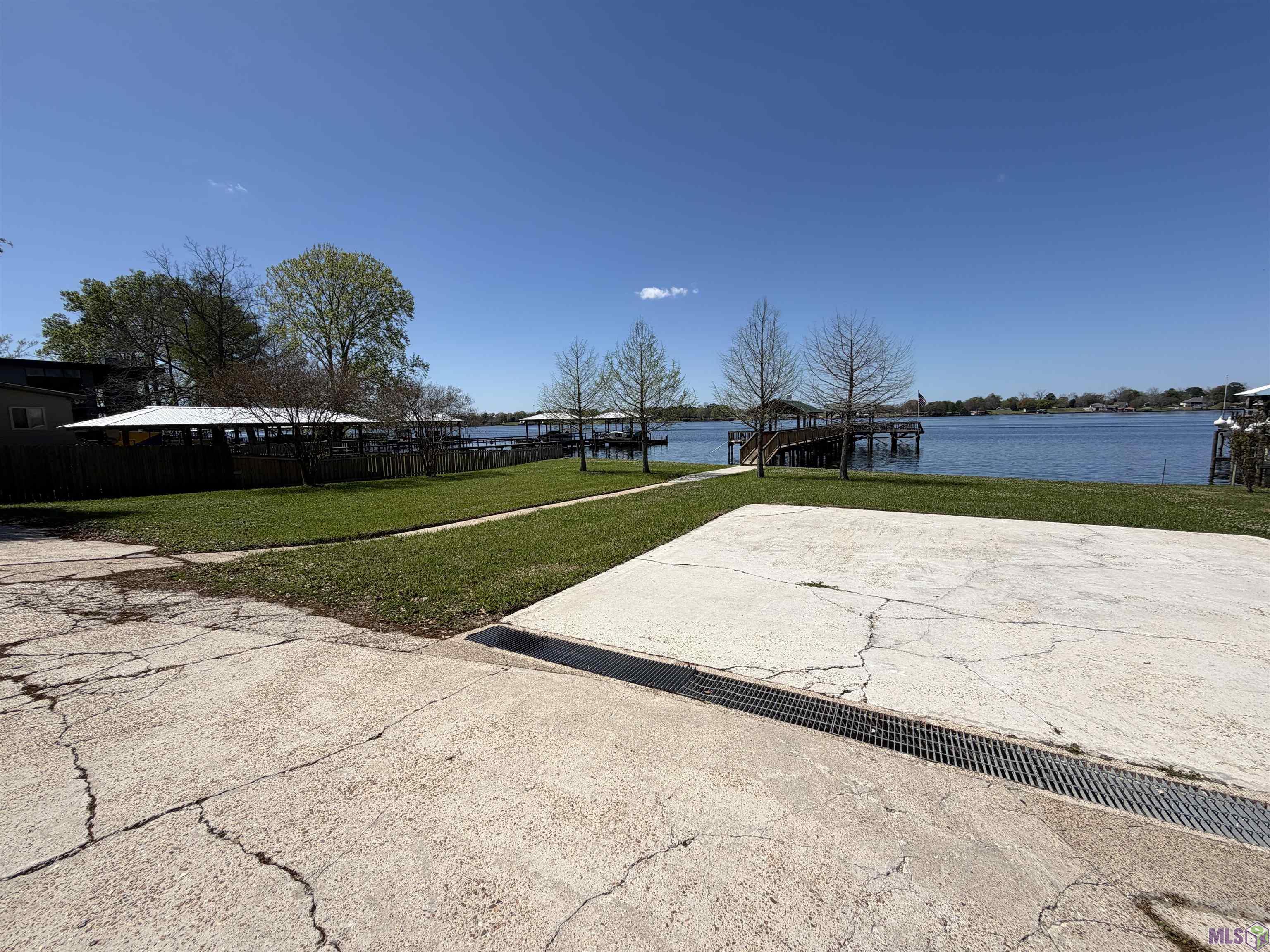 8609 Island Road Ventress, LA 70783 - Photo 4 of 24