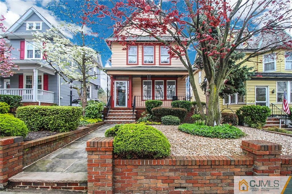144 Rector Street Perth Amboy, NJ 08861 - Photo 1 of 25 Gallery Image 1