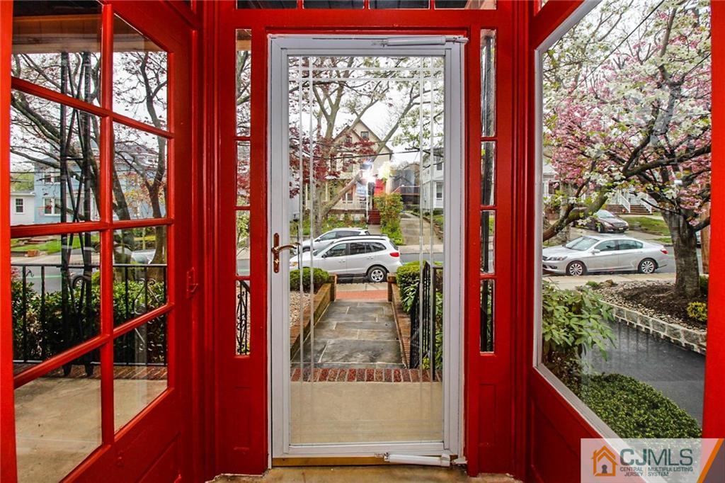 144 Rector Street Perth Amboy, NJ 08861 - Photo 4 of 25 Gallery Image 4