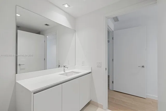 $2,200,000 | 1116 North Ocean Boulevard, Unit 304, Pompano Beach, FL 33062