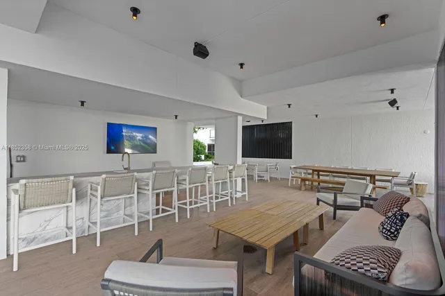 $2,200,000 | 1116 North Ocean Boulevard, Unit 304, Pompano Beach, FL 33062