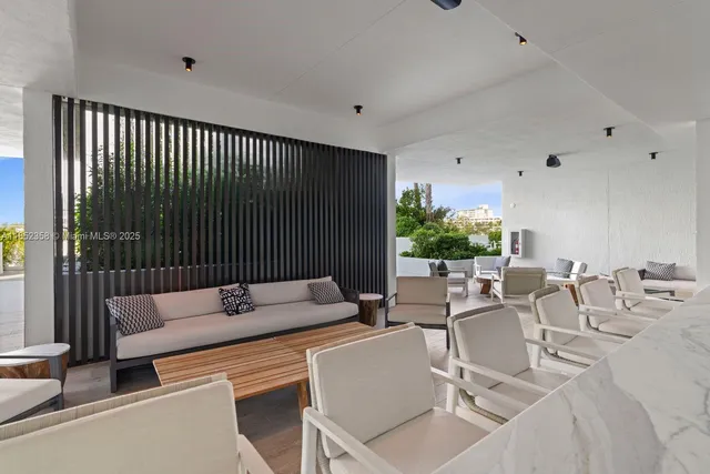 $2,200,000 | 1116 North Ocean Boulevard, Unit 304, Pompano Beach, FL 33062