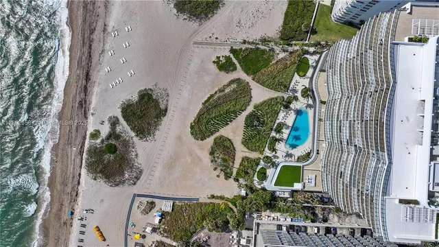 $2,200,000 | 1116 North Ocean Boulevard, Unit 304, Pompano Beach, FL 33062