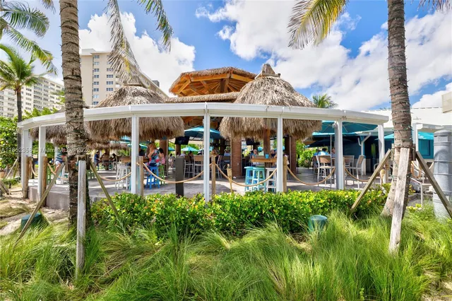 $2,200,000 | 1116 North Ocean Boulevard, Unit 304, Pompano Beach, FL 33062