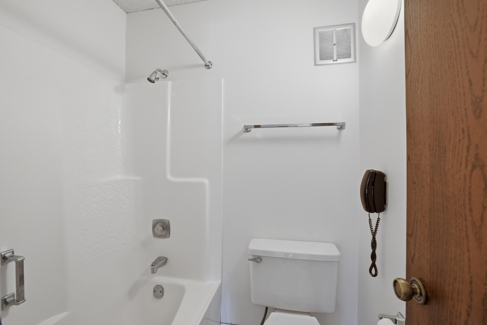 10531 Cedar Lk Road South, Unit 312 Hopkins, MN 55305 - Photo 17 of 35