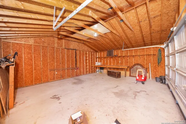 $130,000 | 808 Uvalde Street, Pleasanton, TX 78064