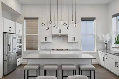 $735,000 | 7420 Cordoba Drive, Austin, TX 78724