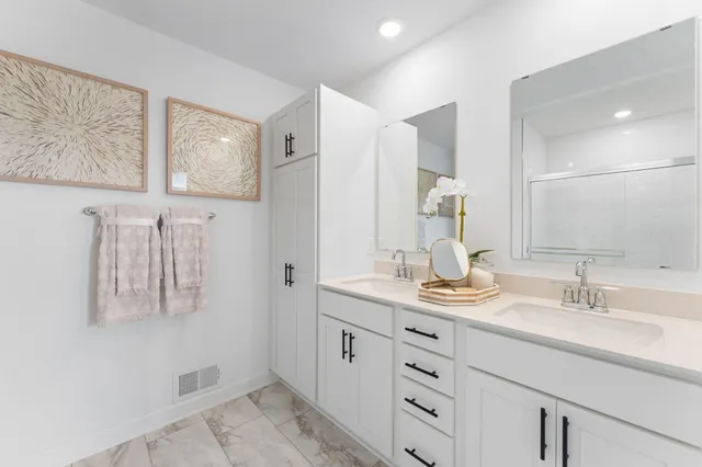 $392,050 | 5401 Queens Drive Northwest, Rochester, MN 55901