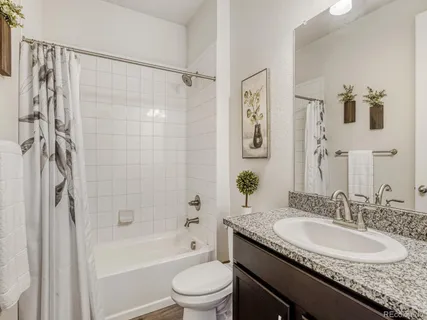 $725,000 | 22692 East Narrowleaf Circle, Aurora, CO 80016