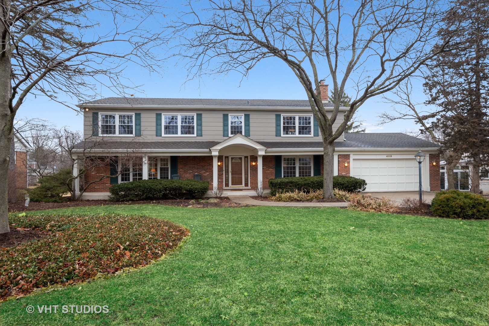 409 North Valley Road Barrington, IL 60010 - Photo 1 of 15