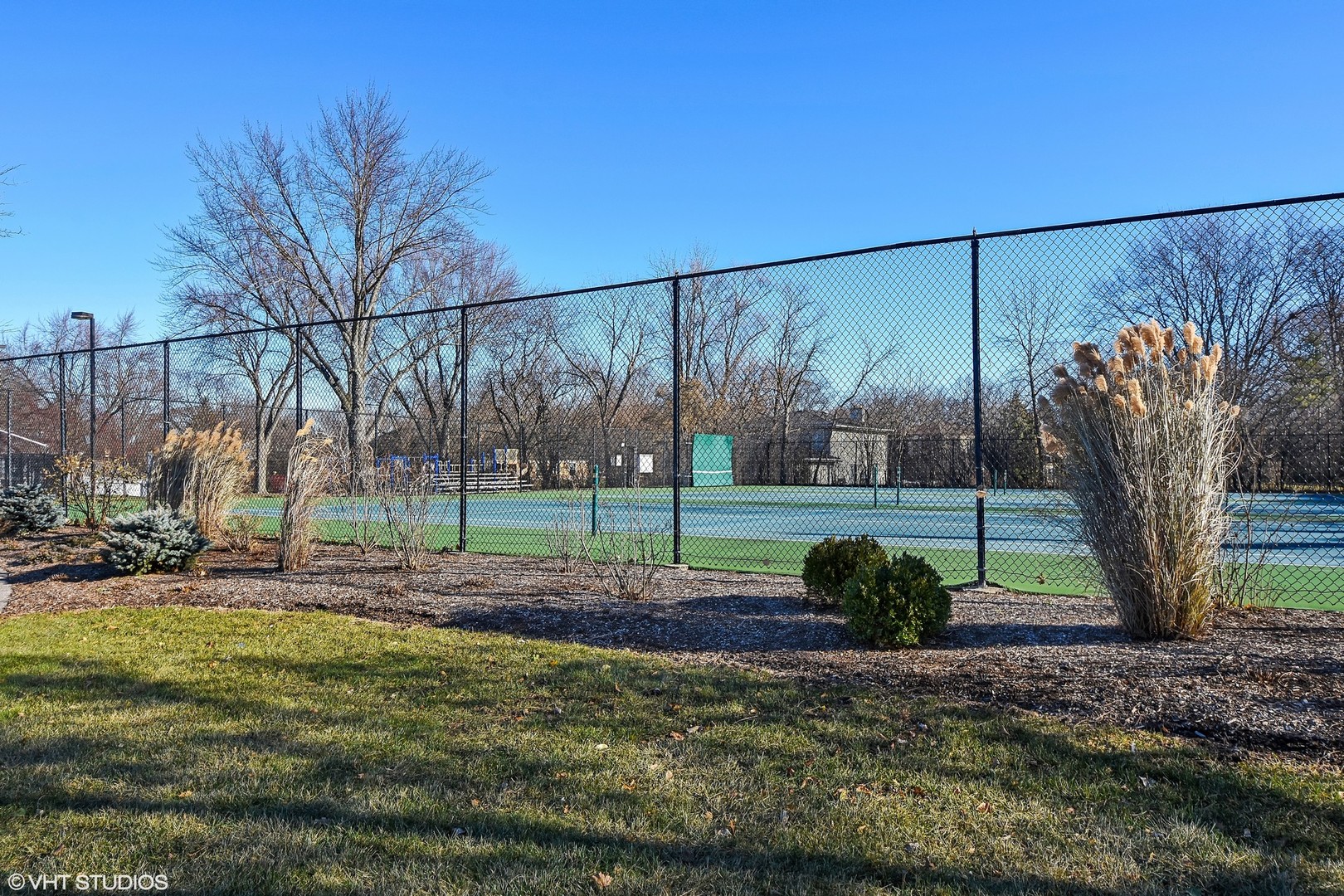 409 North Valley Road Barrington, IL 60010 - Photo 12 of 15