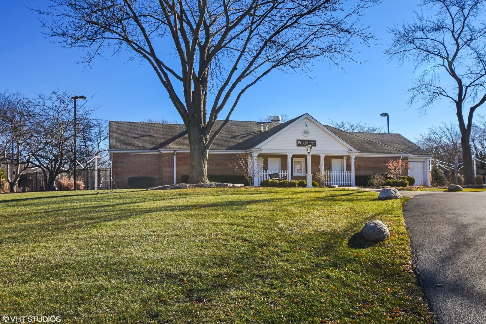 409 North Valley Road Barrington, IL 60010 - Photo 13 of 15