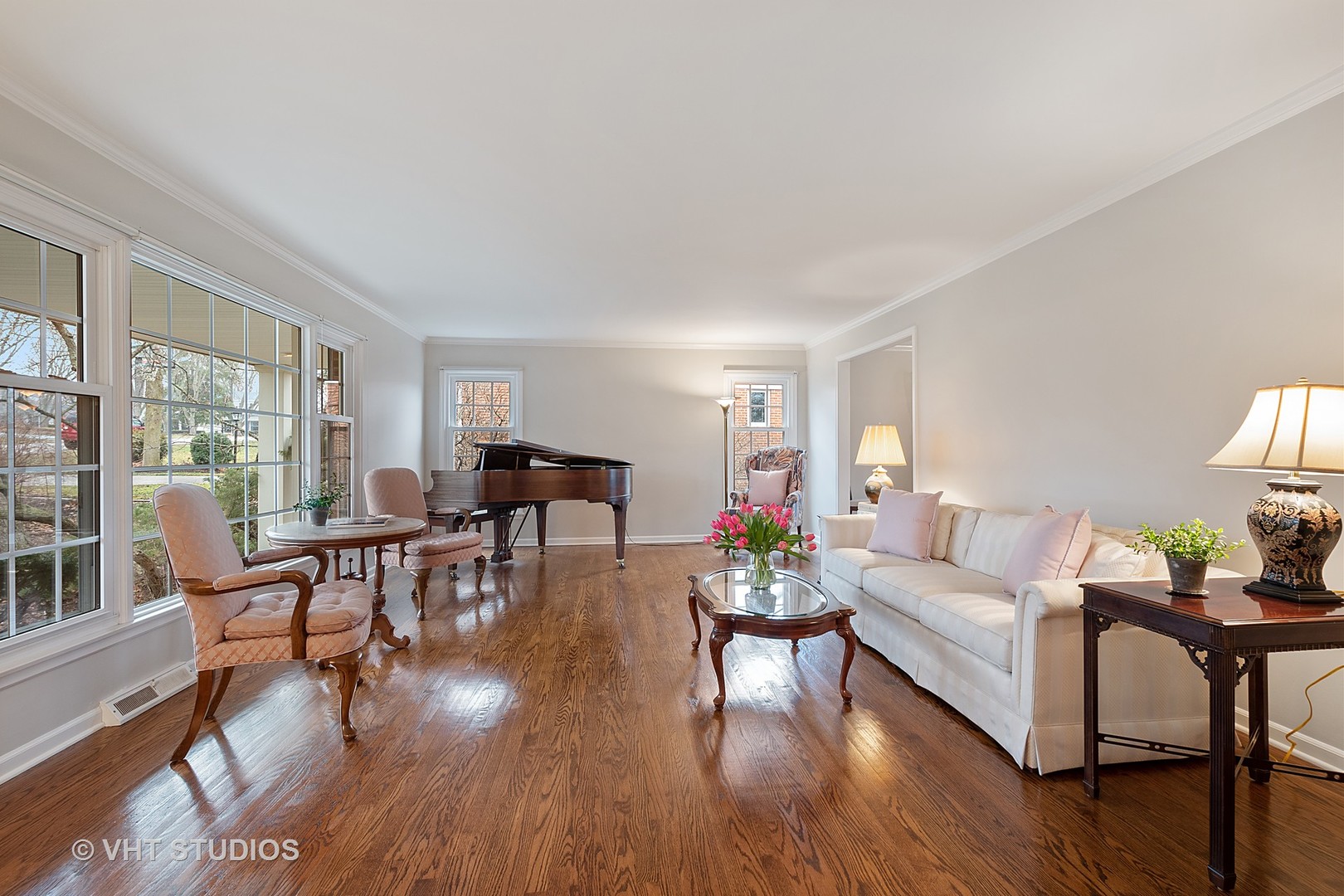 409 North Valley Road Barrington, IL 60010 - Photo 3 of 15