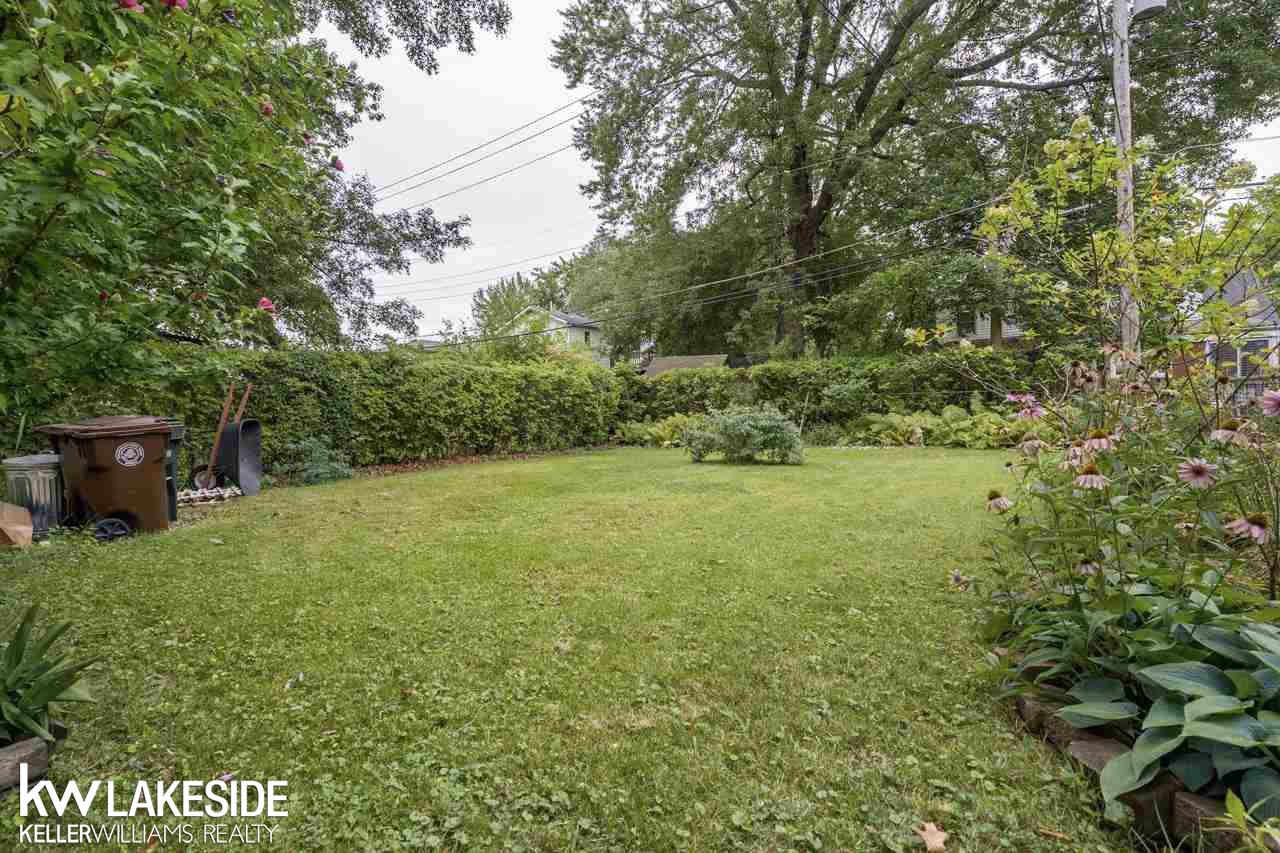 1833 Hampton Road Grosse Pointe, MI 48236 - Photo 45 of 45