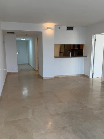 $2,400 | 555 Northeast 15th Street, Unit 14K, Miami, FL 33132