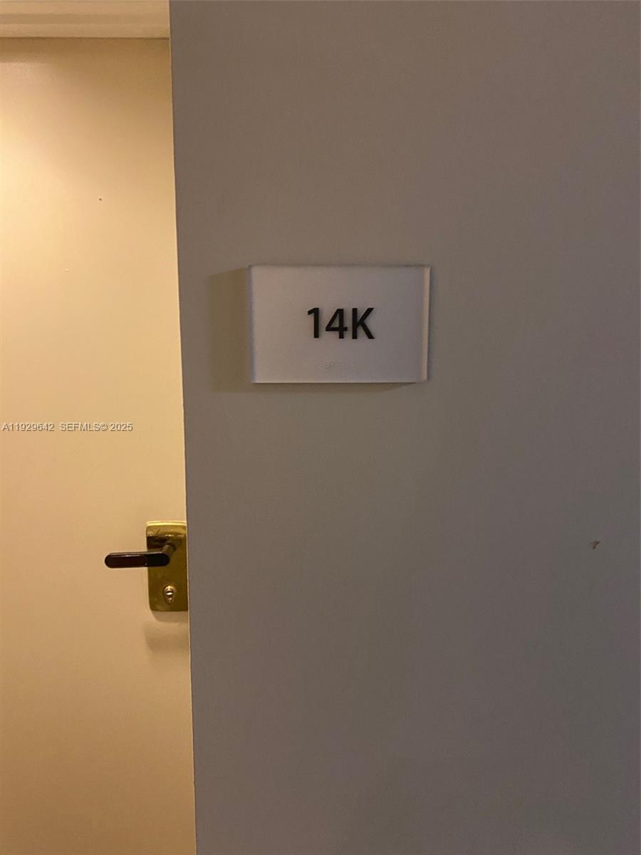 555 Northeast 15th Street, Unit 14K Miami, FL 33132 - Photo 10 of 47