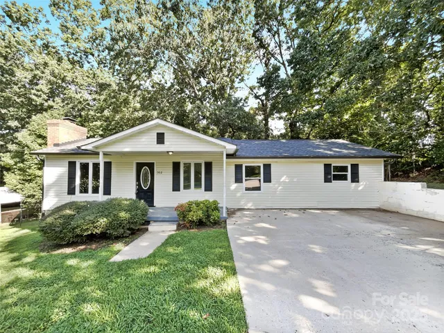 $282,000 | 502 Cherry Street, Belmont, NC 28012