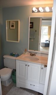 18 Preston A, Unit 18 Boca Raton, FL 33434 - Photo 11 of 16 bathroom 2