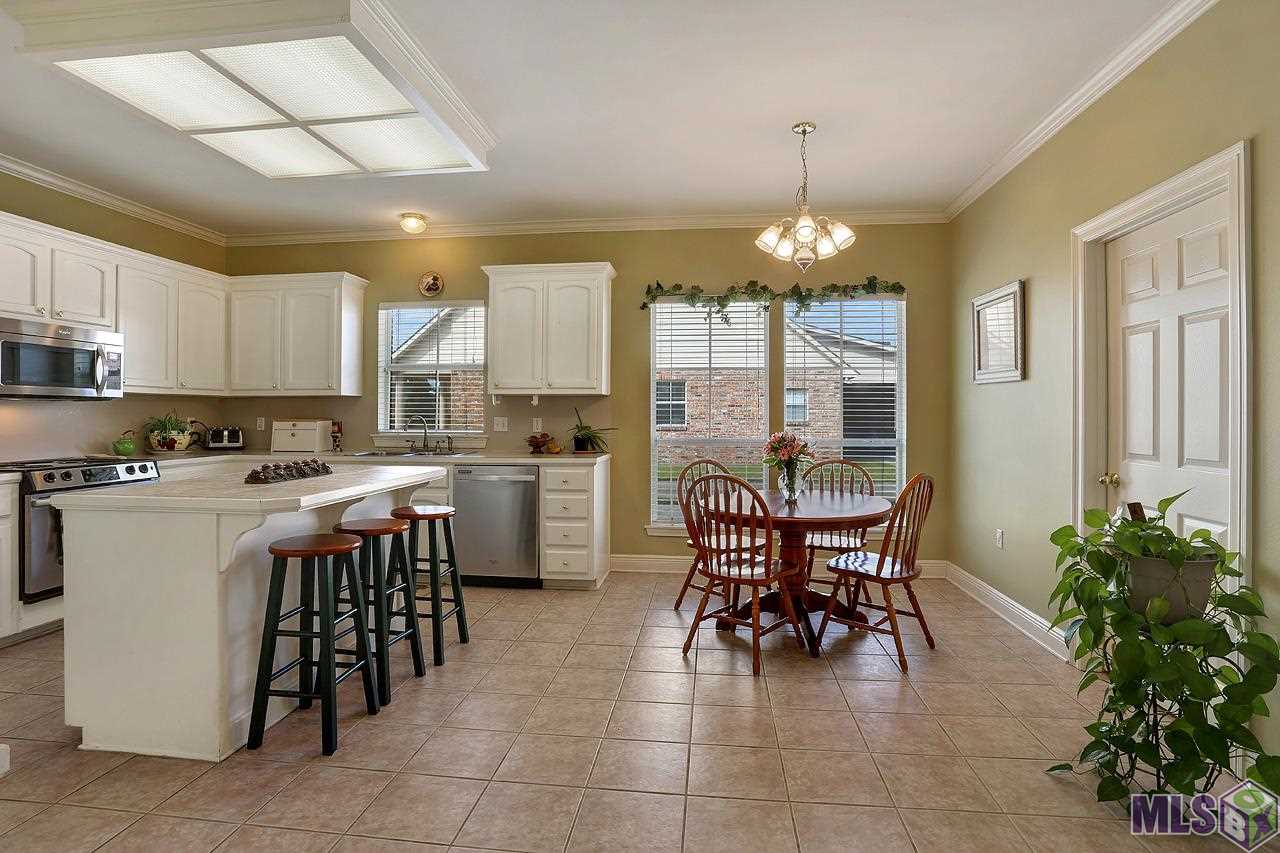 331 Donovan Court Baton Rouge, LA 70815 - Photo 4 of 10 Gallery Image 4