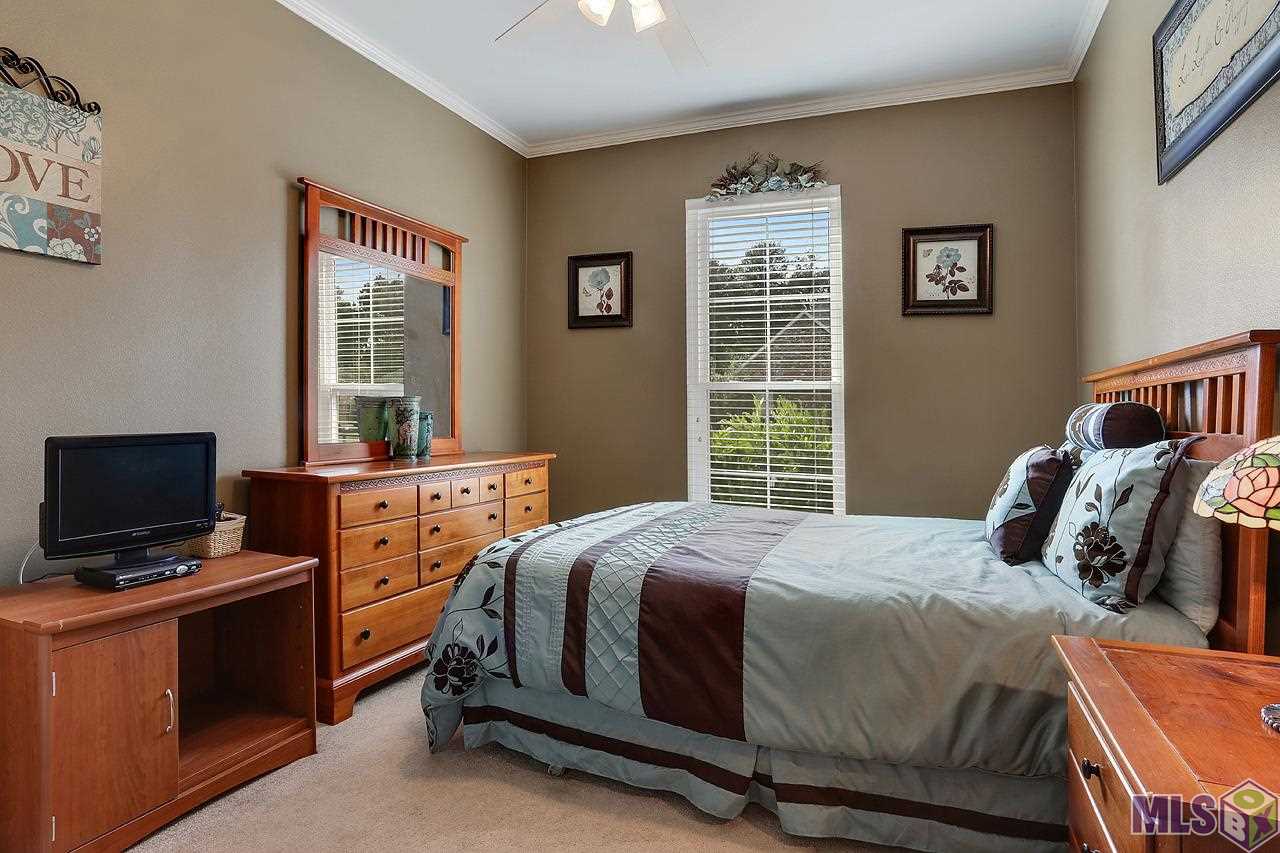 331 Donovan Court Baton Rouge, LA 70815 - Photo 8 of 10 Gallery Image 8
