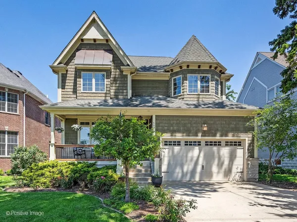 $1,049,000 | 549 West 3rd Street, Elmhurst, IL 60126