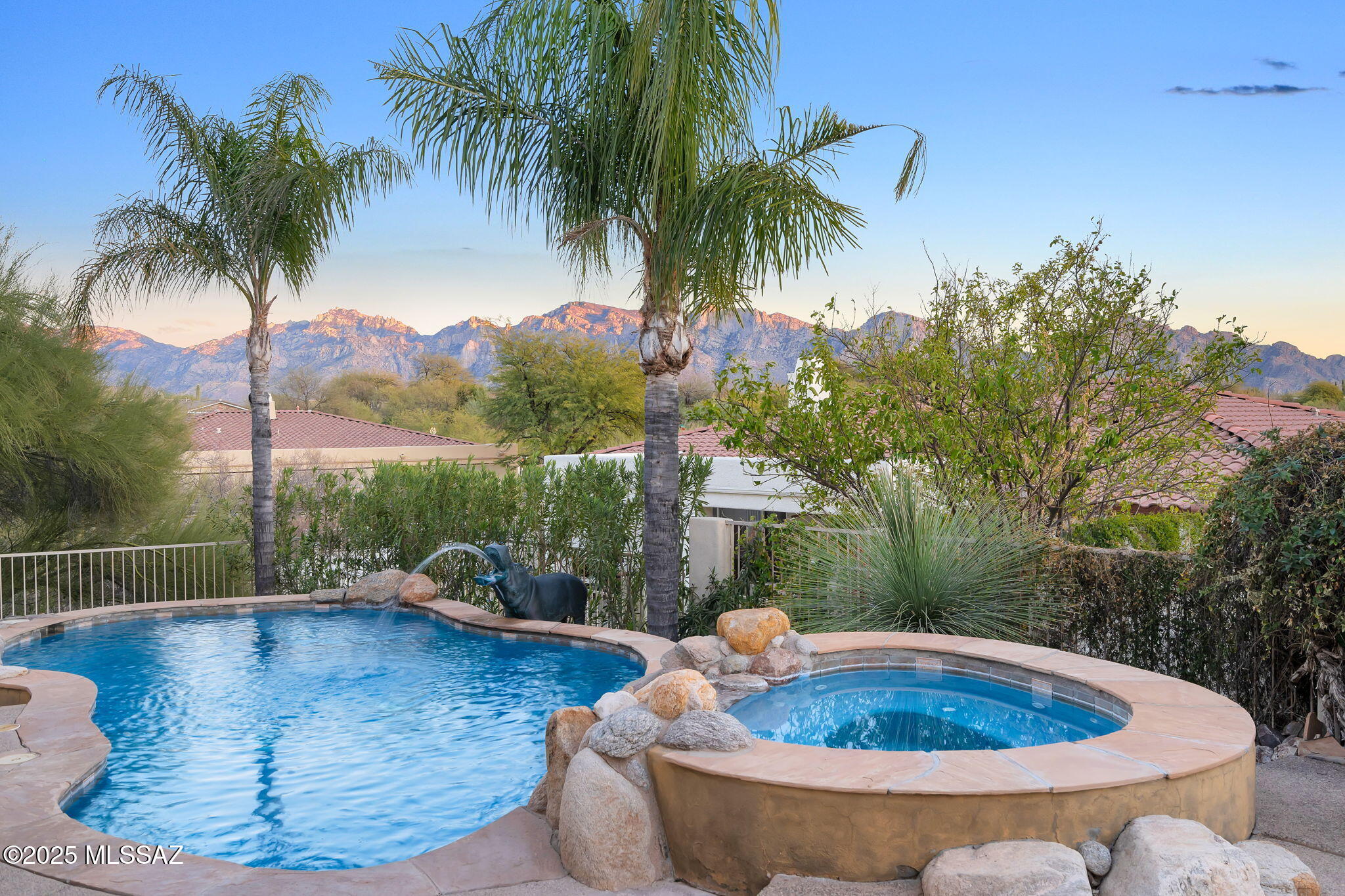 12688 North Spirit Mountain Road Tucson, AZ 85755 - Photo 2 of 48