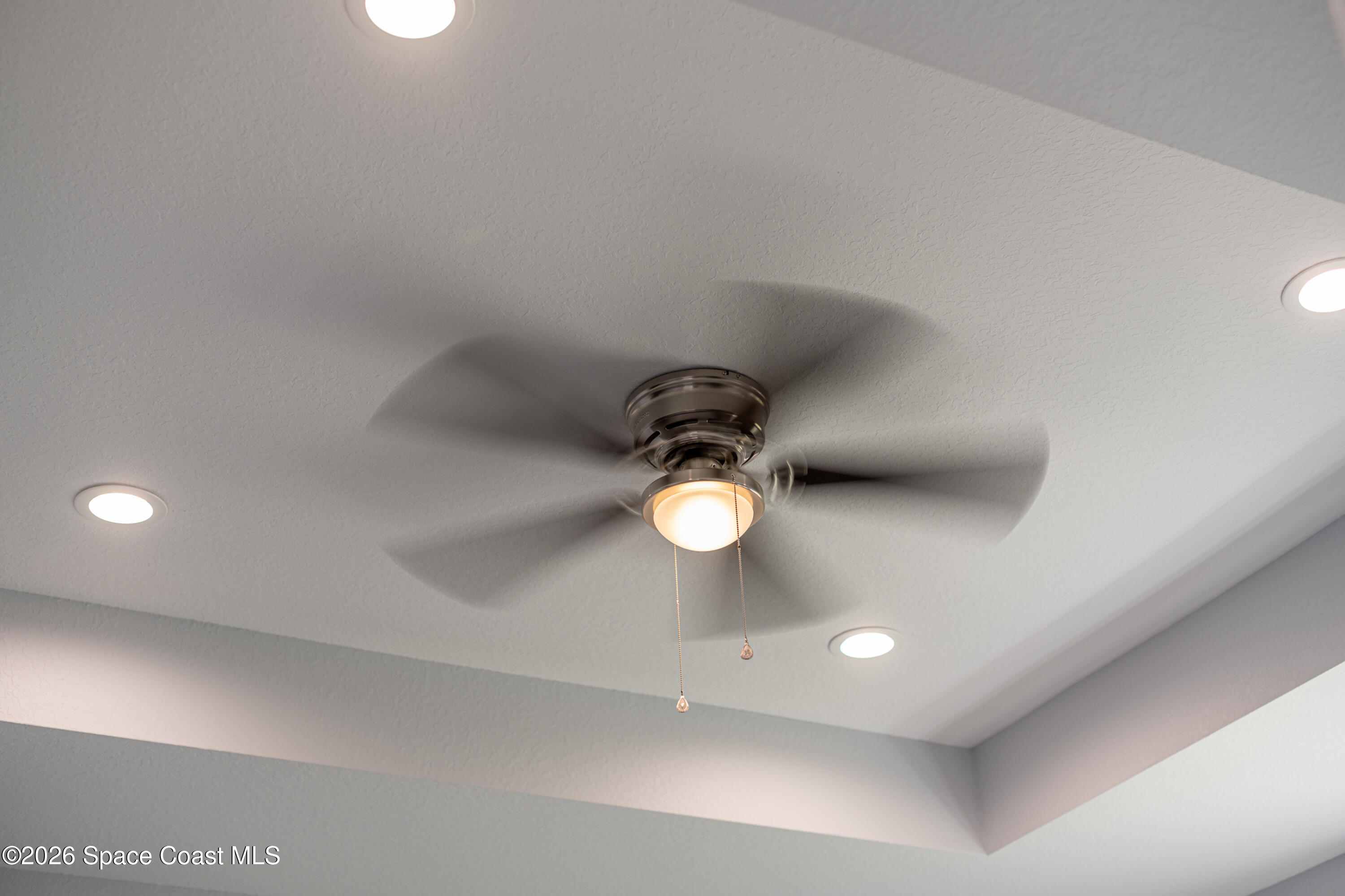 533 Fellenz Street Palm Bay, FL 32908 - Photo 38 of 42 38. 2 Tray Ceilings
