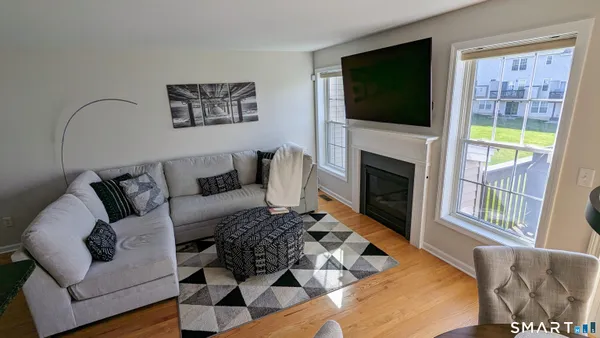 $3,600 | 1306 Briar Woods Lane, Unit 1306, Danbury, CT 06810