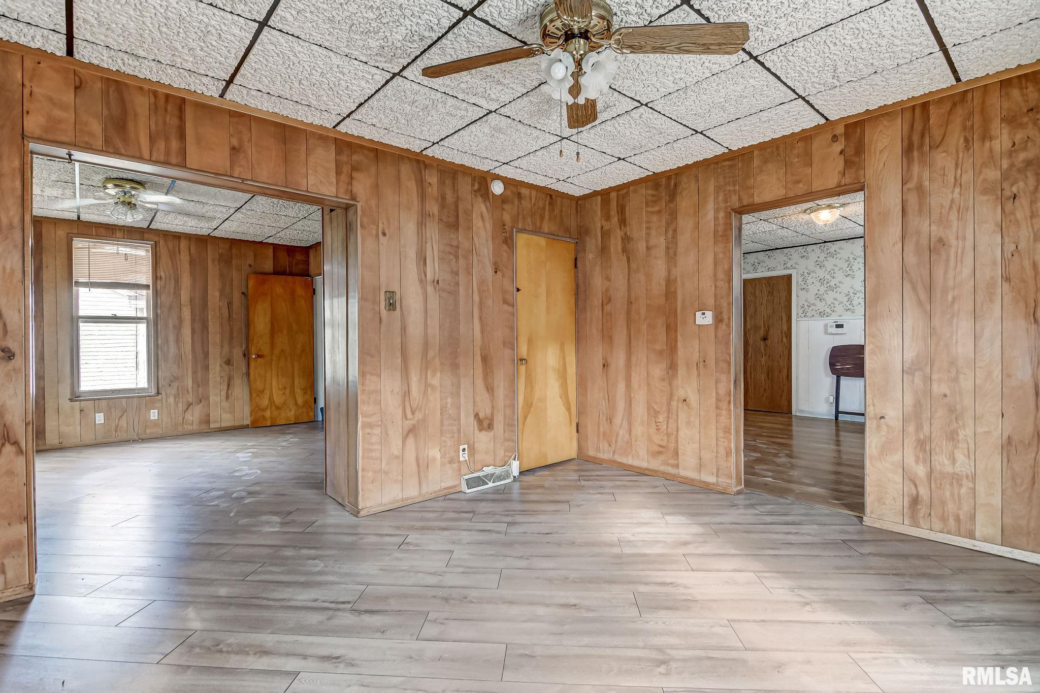 1334 North Rutledge Street Springfield, IL 62702 - Photo 8 of 40