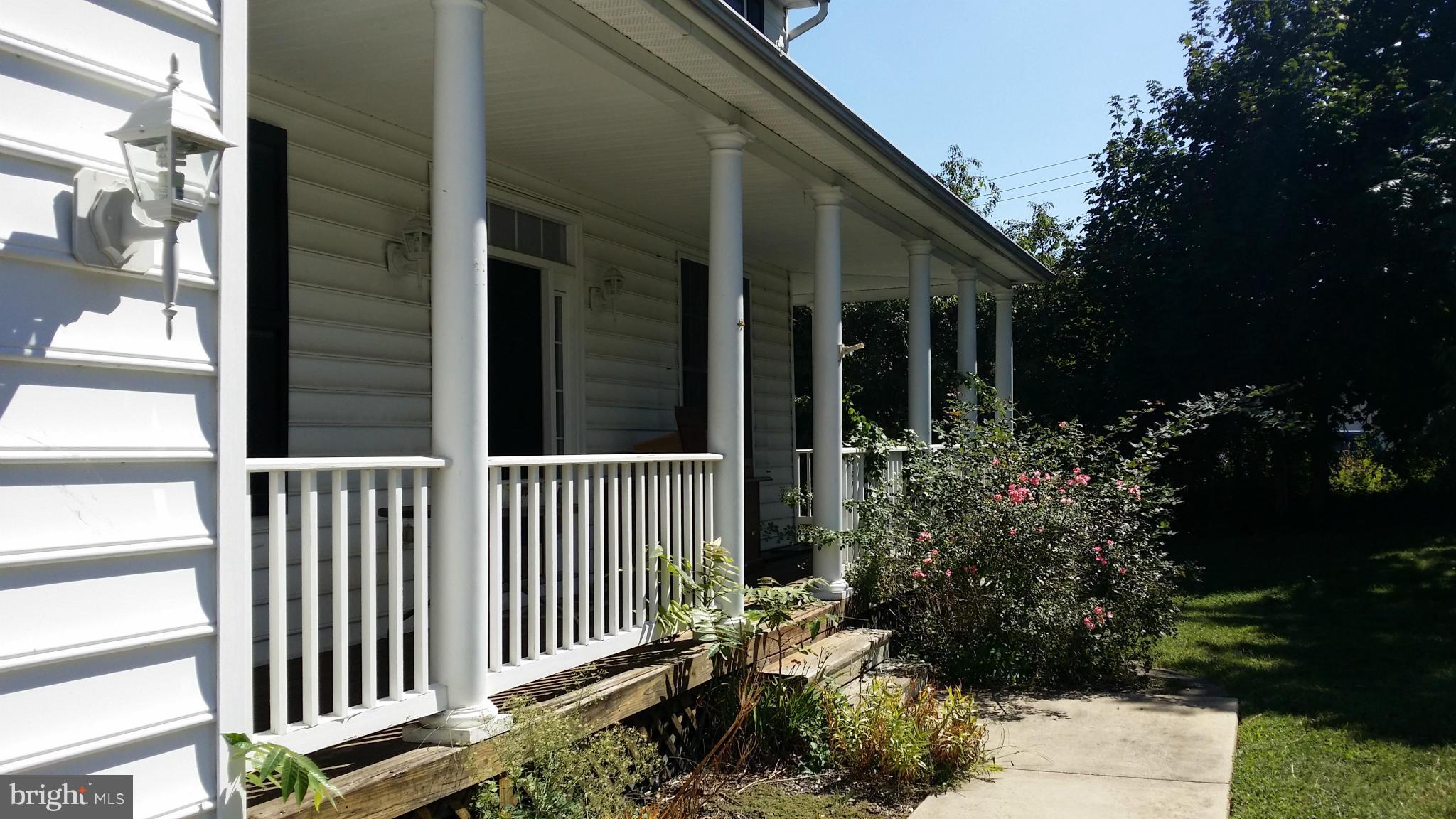 404 Broadneck Road Annapolis, MD 21409 - Photo 21 of 28 Exterior (Front)