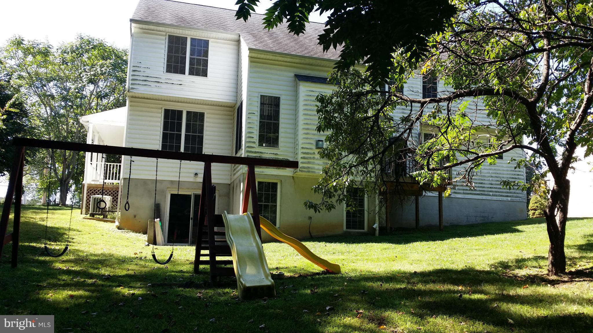 404 Broadneck Road Annapolis, MD 21409 - Photo 25 of 28 Exterior (Rear)