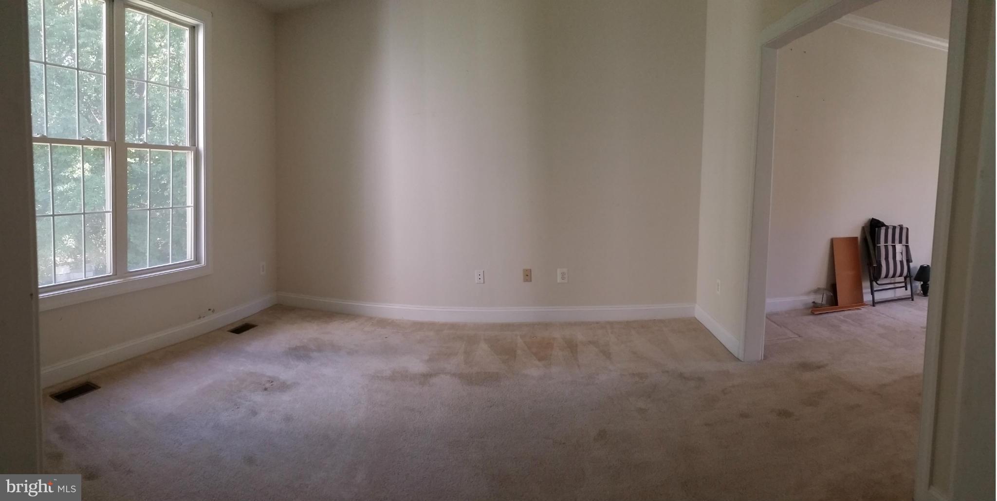 404 Broadneck Road Annapolis, MD 21409 - Photo 5 of 28 Interior (General)