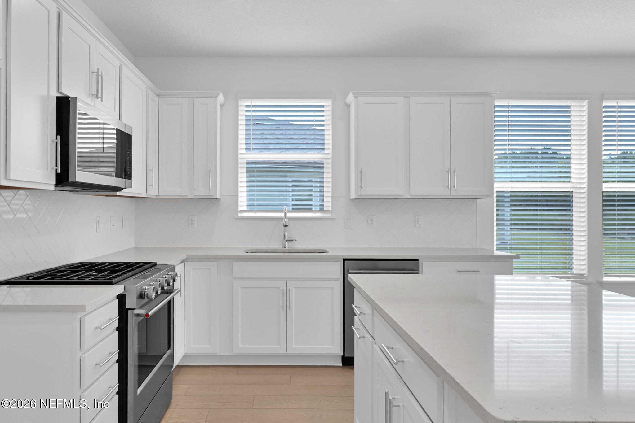 328 Ecliptic Loop Yulee, FL 32097 - Photo 8 of 49 Ellenwood Kitchen