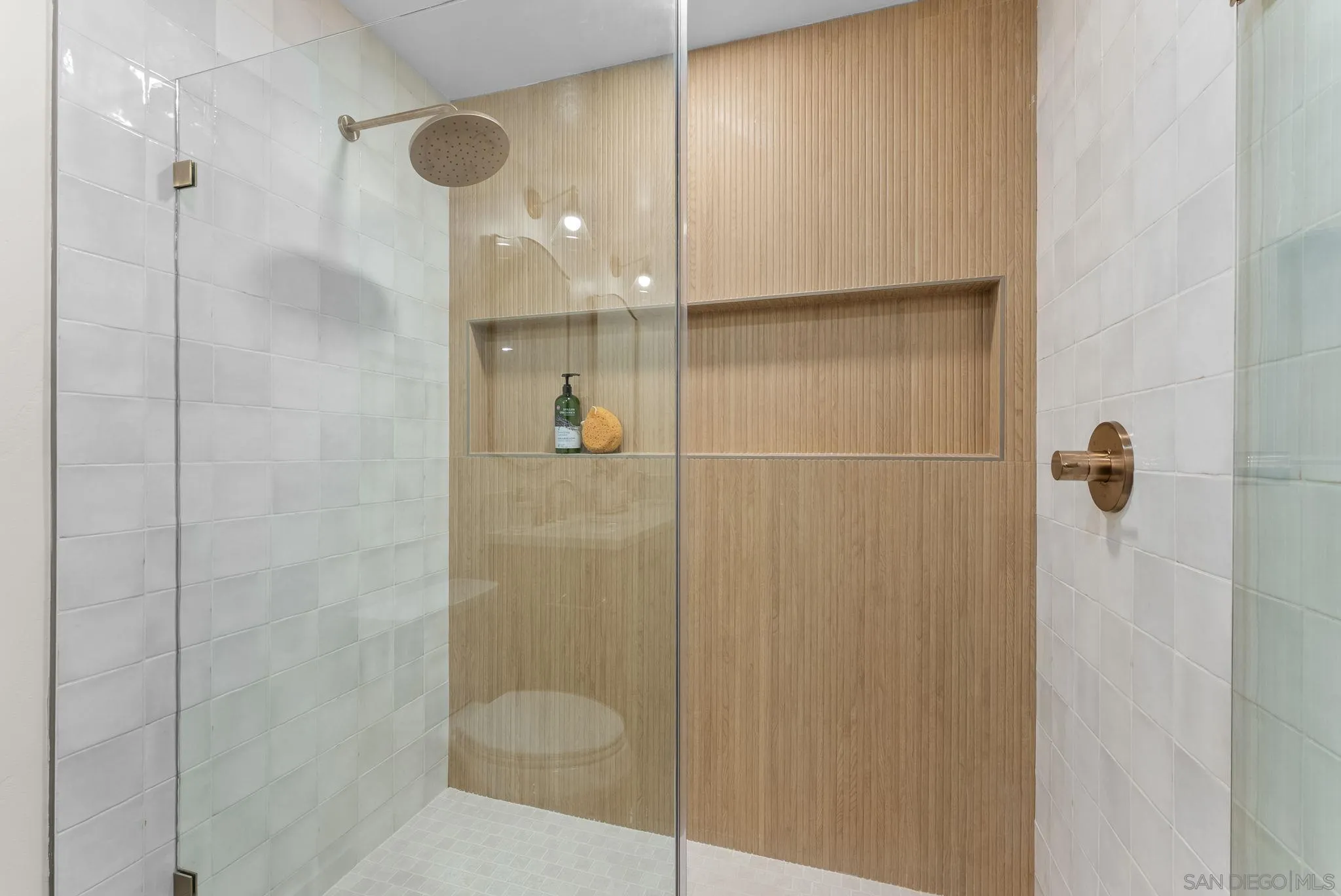 9185 Altamont Road La Mesa, CA 91942 - Photo 13 of 35