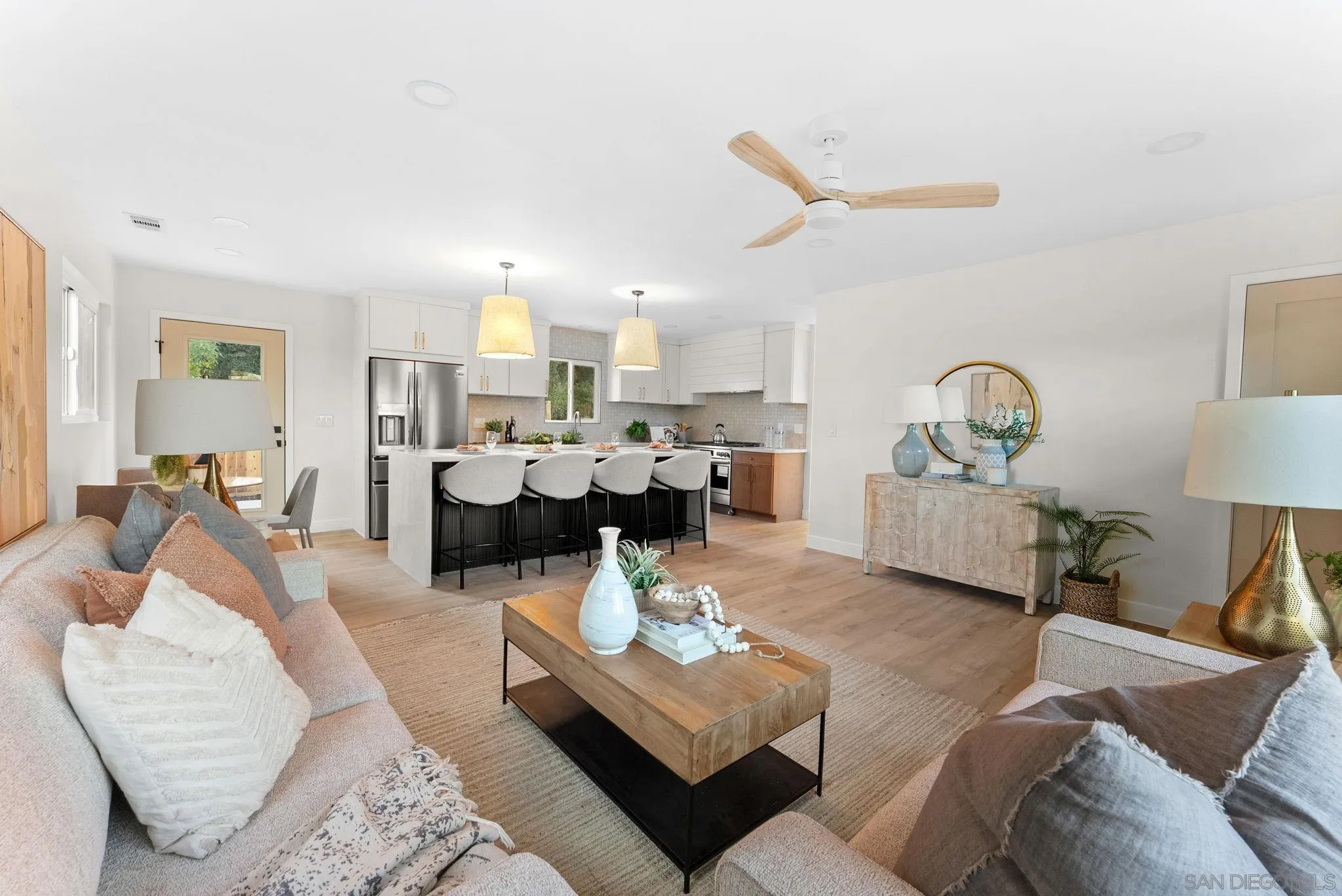 9185 Altamont Road La Mesa, CA 91942 - Photo 2 of 35